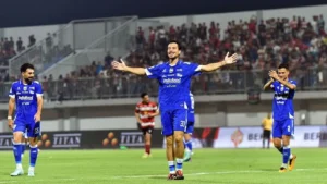 Persib Bandung Kembali Rebut Puncak Super League Usai Comeback 4-2 Dramatis atas Bhayangkara