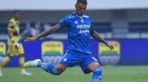 Persib Siap Gapai Empat Gelar Musim Depan, Salah Satunya Masih Misteri di Balik Rencana PSSI‑LIB