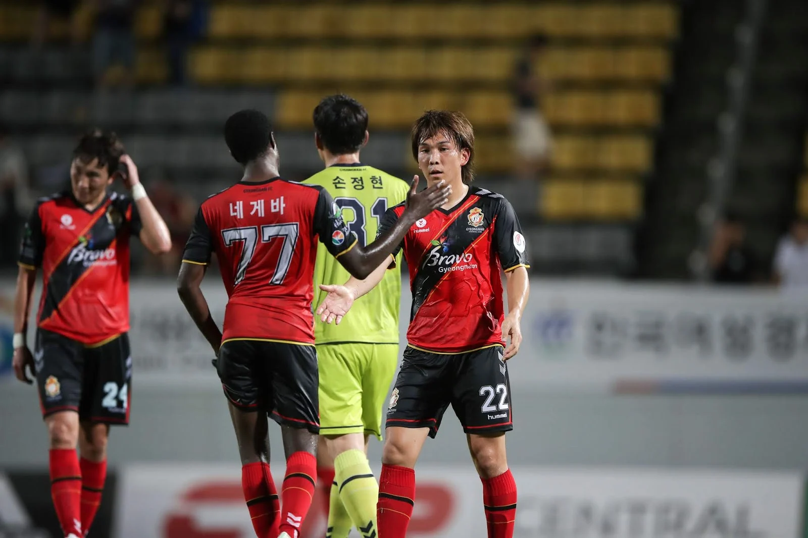 Pohang Steelers Siap Guncang K-League: Analisis Performa, Tantangan, dan Jadwal Krusial Musim Ini