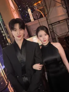Romansa Mewah di Layar Kecil: Intip Foto Pernikahan IU dan Byeon Woo Seok dalam Perfect Crown