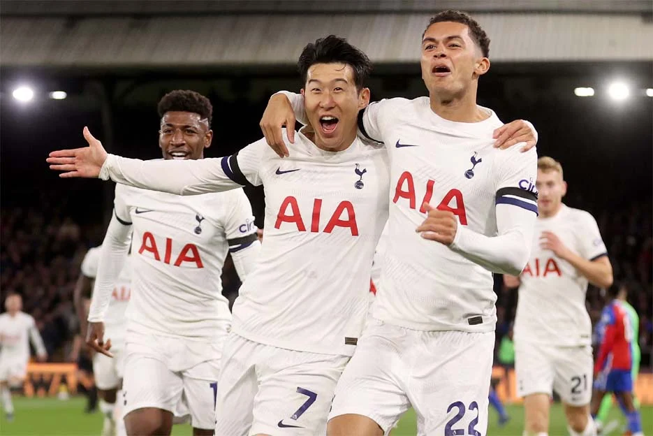 Spurs Berjaya di Molineux: Kemenangan 2-1 yang Selamatkan Tottenham dari Zona Degradasi