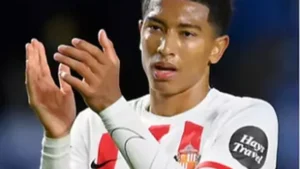 Thomas Frank Dihantam Sunderland dan Crystal Palace: Drama Manajerial dan Kontroversi Nama di Dunia Politik
