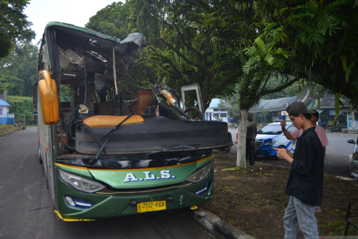 Tragedi Mengguncang Muratara: Balita 1,5 Tahun Tewas Terperangkap dalam Kebakaran Bus ALS