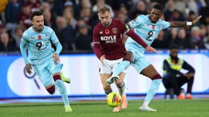 West Ham United di Persimpangan Nasib: Transfer Mbow, Sorotan Summerville, dan Perjuangan Bertahan di Liga