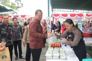 Bupati Badung Nilai Pasar Murah Banjar Penyarikan Efektif Jaga Daya Beli Warga