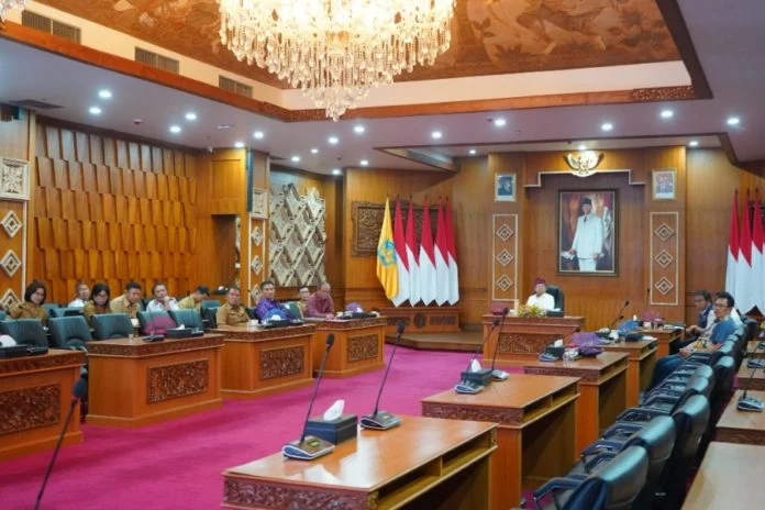 Gubernur Bali Minta Uji Coba Penambahan Trip 3 Kali per Hari ke Nusa Penida
