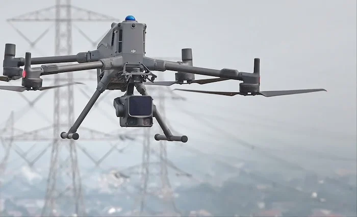 Inspeksi Aset Transmisi Listrik Berbasis Drone LiDAR