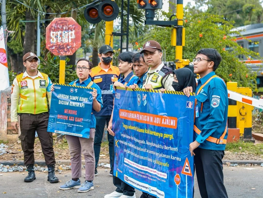 KAI Daop 1 Jakarta Tutup Dua Perlintasan Liar untuk Perkuat Keselamatan Perjalanan Kereta Api