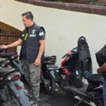 Karyawan Gondol Motor Majikan di Tajun Ditangkap saat Bekerja di Badung