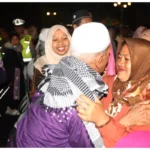 Kepulangan Jemaah Haji Jembrana dari Tanah Suci Dibalut Tangis Haru dan Syukur