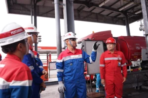 Komisaris Utama Pertamina Cek Langsung Kesiapan Avtur di Bandara Ngurah Rai
