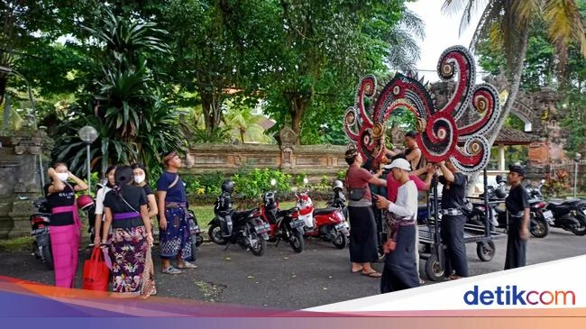 Kontingen Tabanan Tampil Gemilang pada Pembukaan PKB 2026