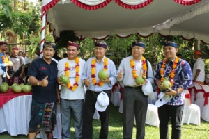 Kunjungi Tukad Bindu, Menteri Jumhur Apresiasi Kekuatan Kearifan Lokal Warga Denpasar