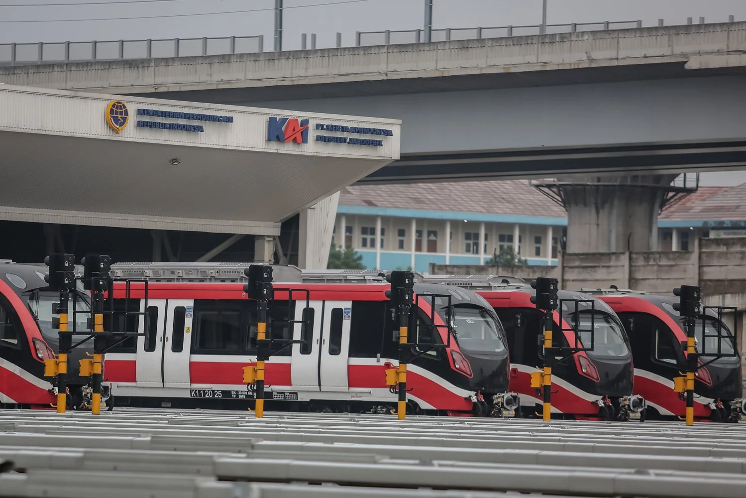 Mobilitas Komuter Bekasi–Jakarta Meningkat, LRT Jabodebek Tambah Kapasitas Pagi Hari