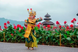 Parade Gebogan dan Baleganjur Semarakkan Bedugul, Bupati Sanjaya Dorong Pariwisata Berbasis Budaya