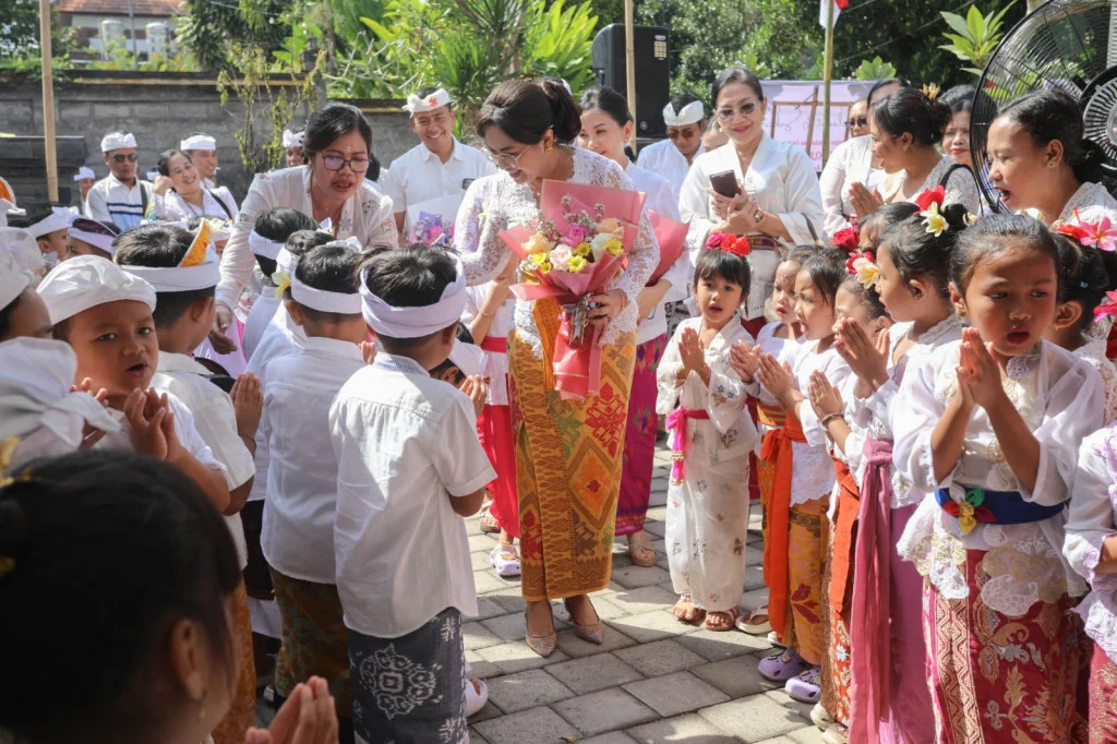 Pentas Seni TK Shanti Kumara III Meriah, Bunda PAUD Badung Soroti Pentingnya Pendidikan Karakter