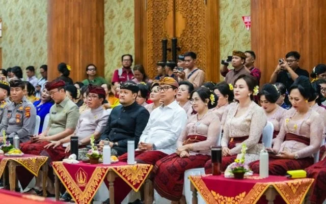 PKB Badung XLVIII Resmi Berakhir, Bupati Adi Arnawa Lepas Puluhan Duta Seni Menuju Tingkat Provinsi