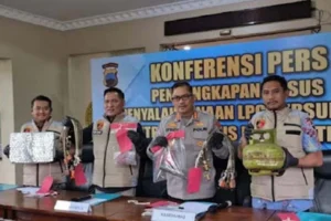 Polisi Gerebek Praktik Pengoplosan LPG Bersubsidi di Kubutambahan