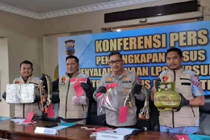 Polisi Gerebek Praktik Pengoplosan LPG Bersubsidi di Kubutambahan