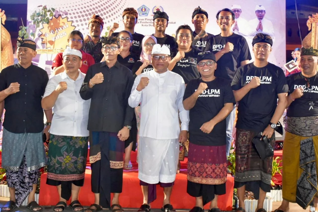 Sekda Kota Denpasar Hadiri Smoke-Free Fun Walk 2026, Perkuat Program Denpasar Sehat Tanpa Asap Rokok