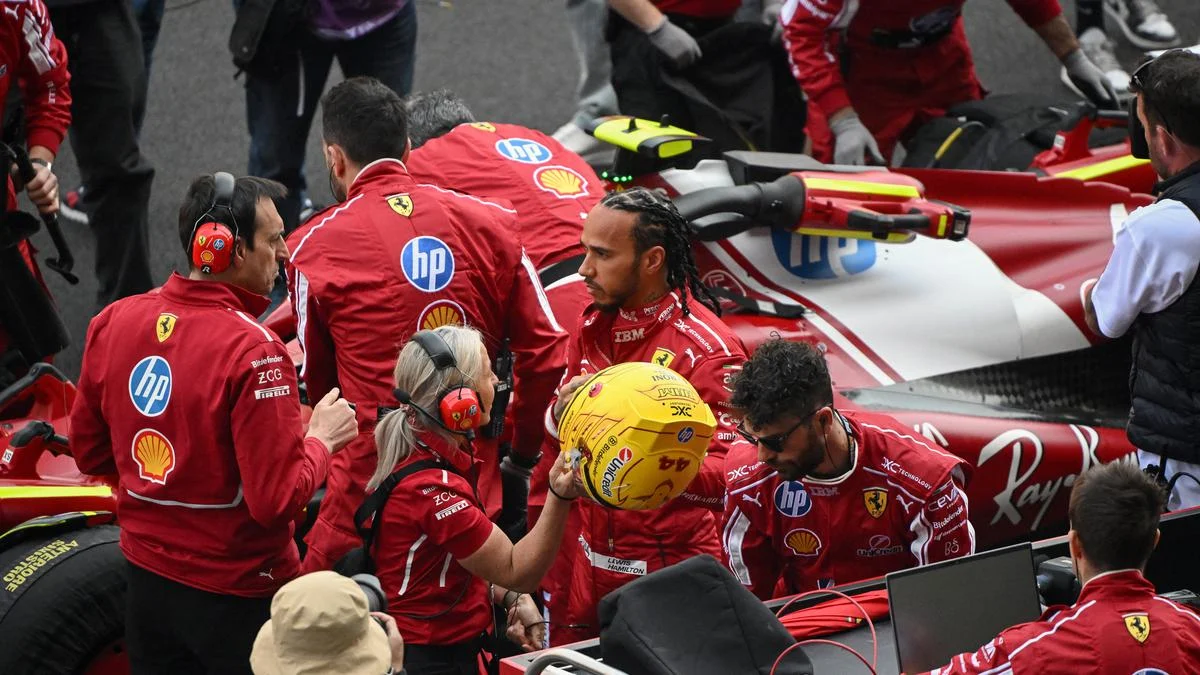 Tangis Hamilton Pecah di Barcelona: Kemenangan Perdana Ferrari yang Penuh Sejarah!