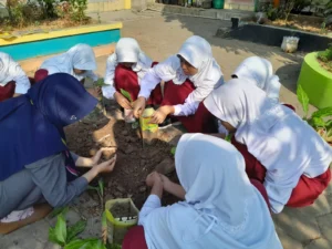 WRQ Art Hub & Residency Diresmikan: Meningkatkan Gerakan Seni dan Lingkungan Berkelanjutan di Tibubeneng